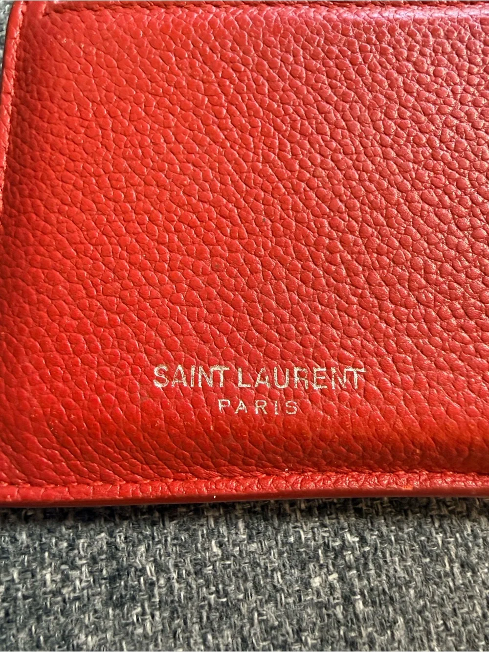 Authentic Saint Laurent New Red Pebbled Leather Card Wallet with Zip - Picture 4 of 7